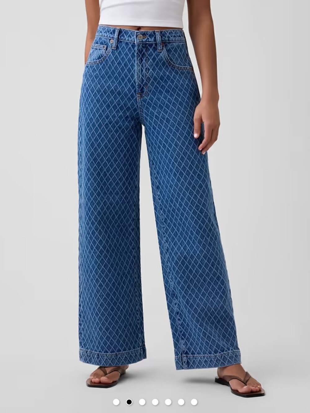 High Rise Wide-Leg Textured Crop Jeans - Diamond-Quilt